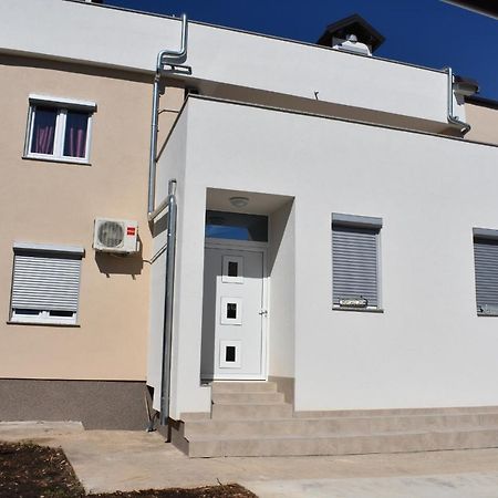 Dva Dukata Bed and Breakfast Biograd Na Moru Exterior foto