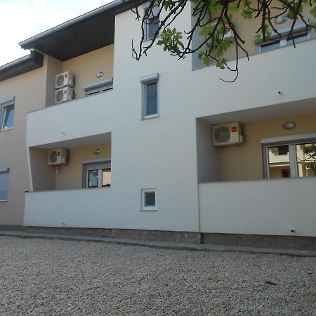 Dva Dukata Bed and Breakfast Biograd Na Moru Exterior foto