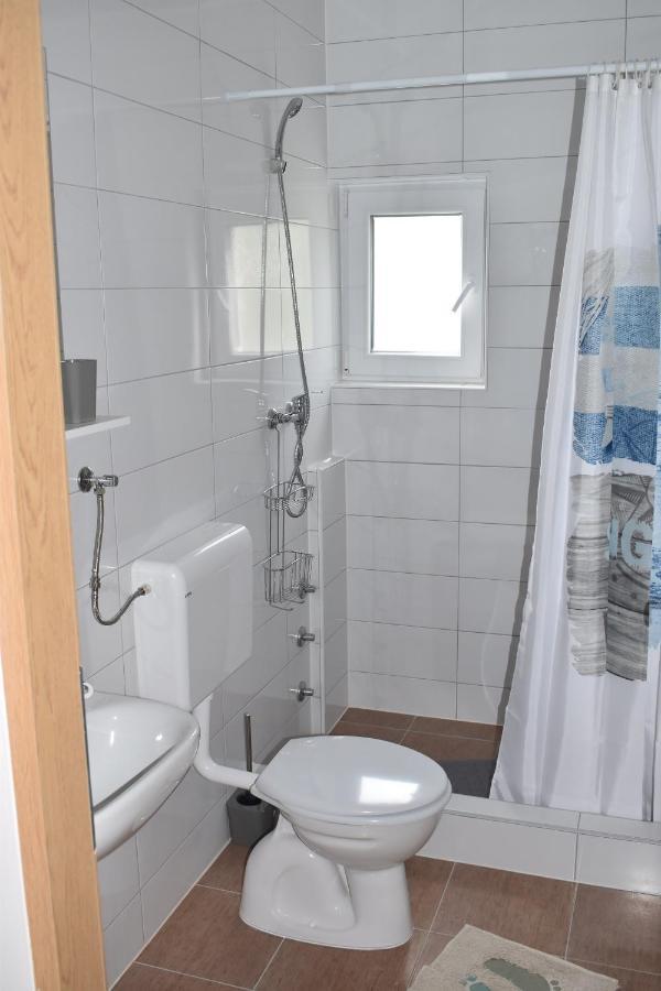 Dva Dukata Bed and Breakfast Biograd Na Moru Exterior foto